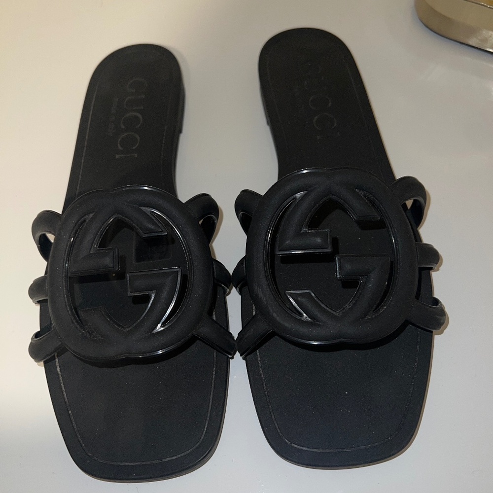 Gucci rubber slides